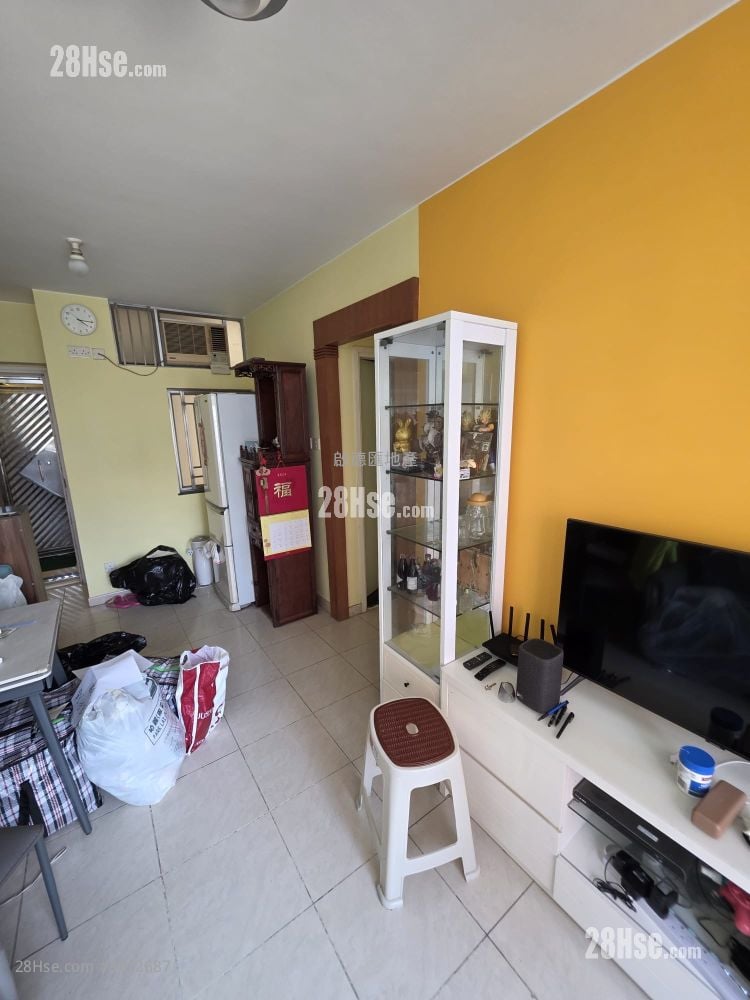 茵怡花园 售盘 3 房 , 2 浴室 555 平方尺