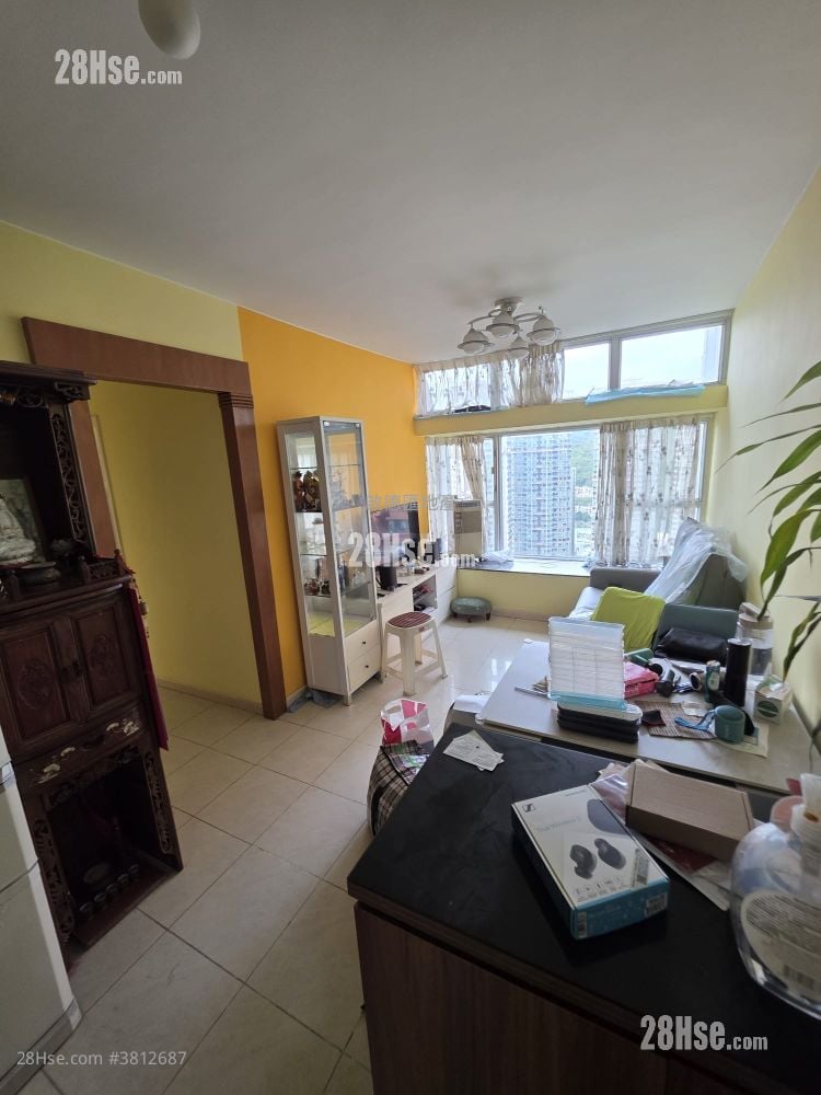 茵怡花园 售盘 3 房 , 2 浴室 555 平方尺