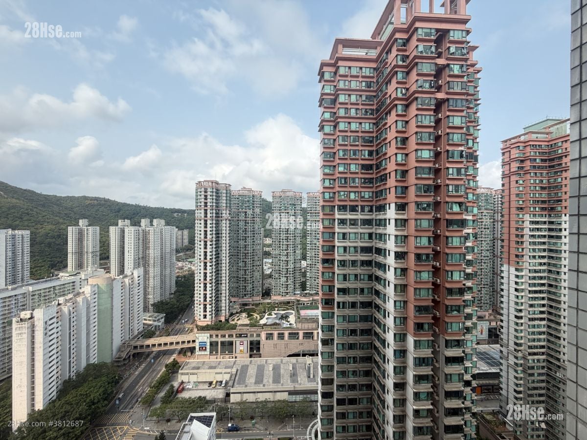 茵怡花园 售盘 3 房 , 2 浴室 555 平方尺