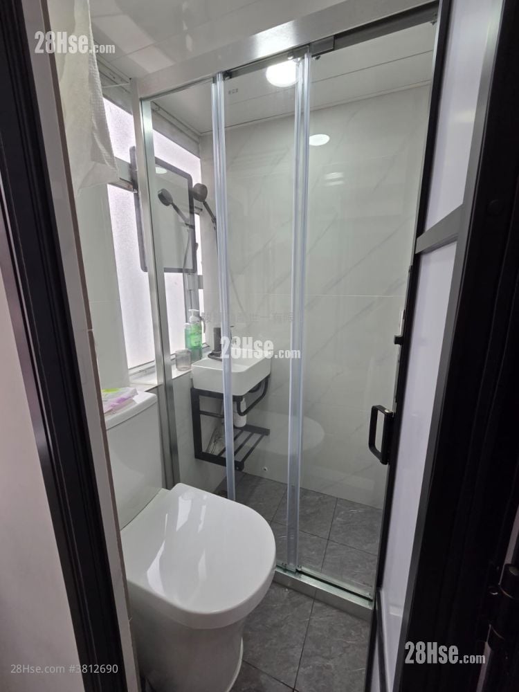 金冠大厦 租盘 1 房 , 1 浴室 160 平方尺