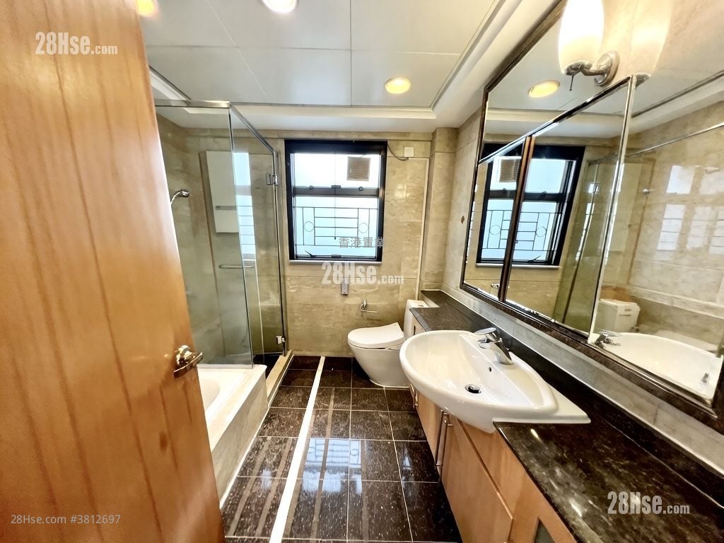 The Belcher's Rental 4 Bedrooms , 4 Bathrooms 1,448 ft²