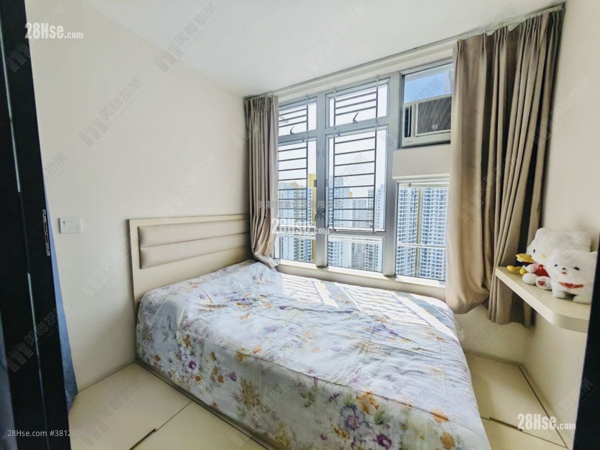 Shan Lai Court Sell 385 ft²