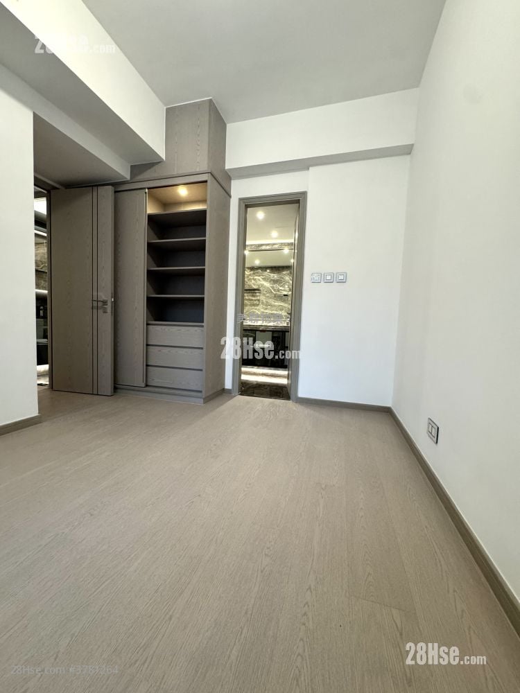 港岛南岸 租盘 3 房 , 2 浴室 1,006 平方尺