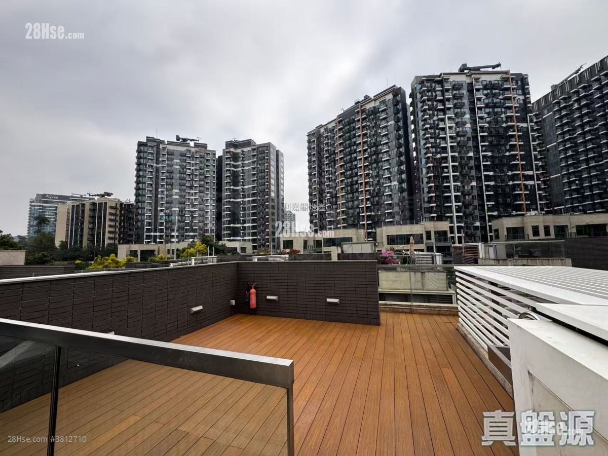 Avignon Sell 4 Bedrooms 2,586 ft²