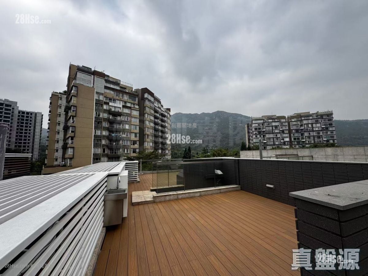 Avignon Sell 4 Bedrooms 2,586 ft²