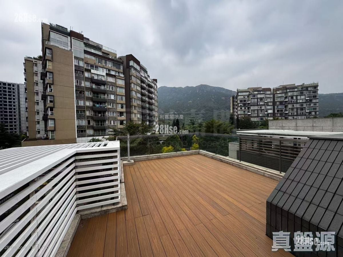 Avignon Sell 4 Bedrooms 2,586 ft²