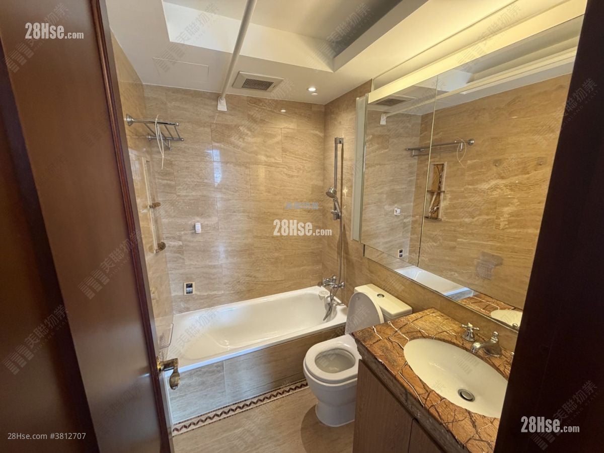 御龙山 租盘 1,035 平方尺