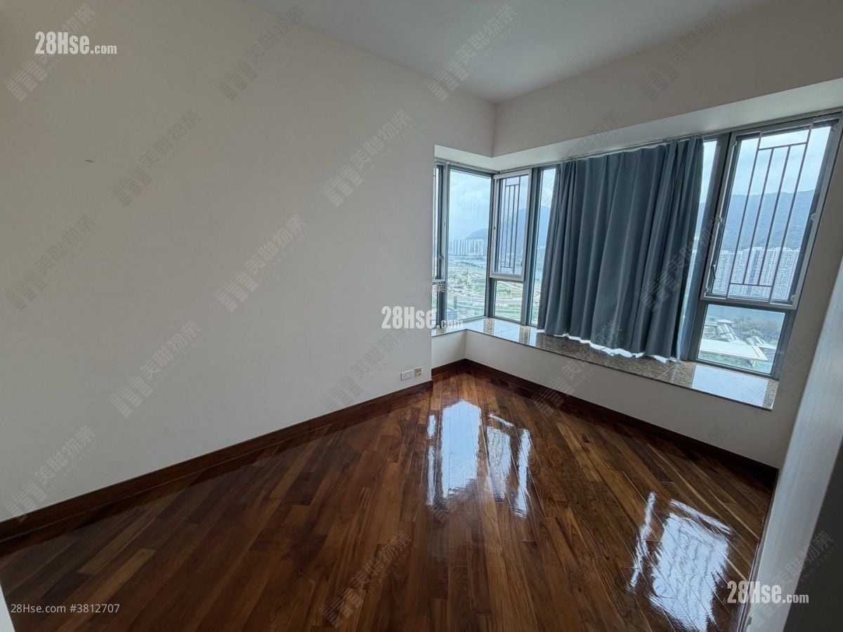 御龙山 租盘 1,035 平方尺