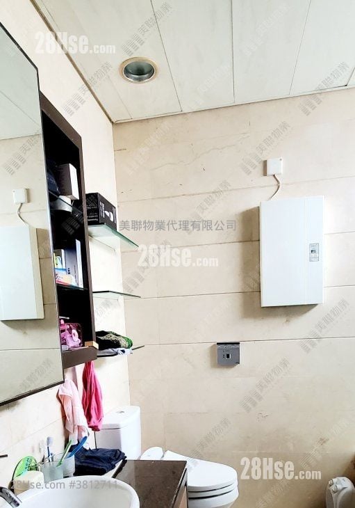 Miami Crescent Sell 4 Bedrooms 1,795 ft²