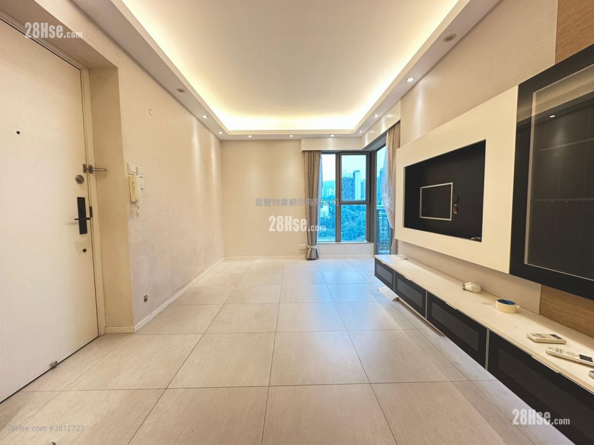 廳: 尚翹峰 售盤 3 房 , 2 浴室 604 平方呎