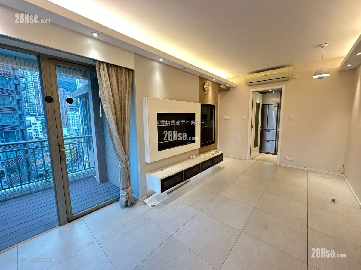 廳: 尚翹峰 售盤 3 房 , 2 浴室 604 平方呎