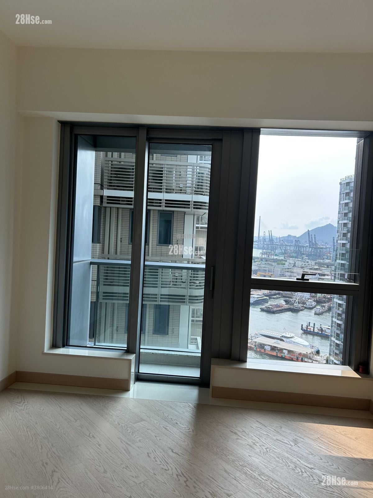 Grand Victoria Rental Studio , 1 Bathroom 278 ft²