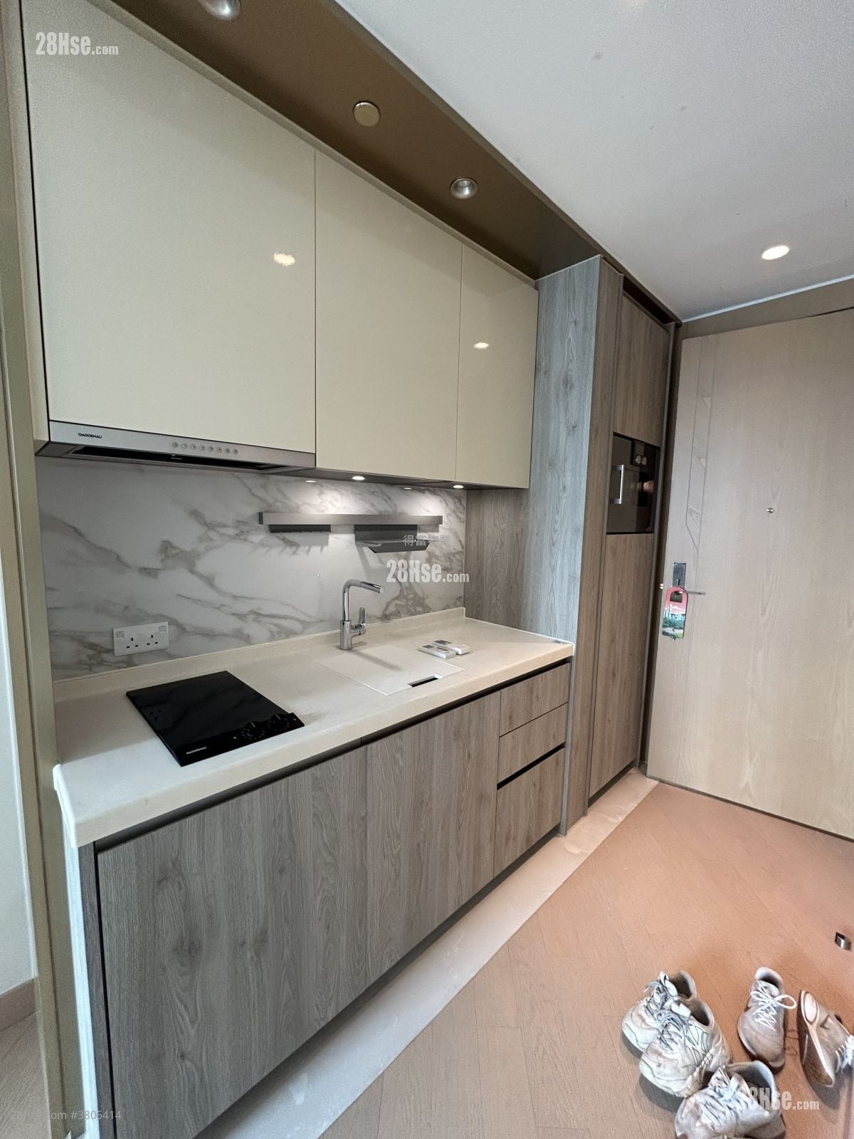 Grand Victoria Rental Studio , 1 Bathroom 278 ft²