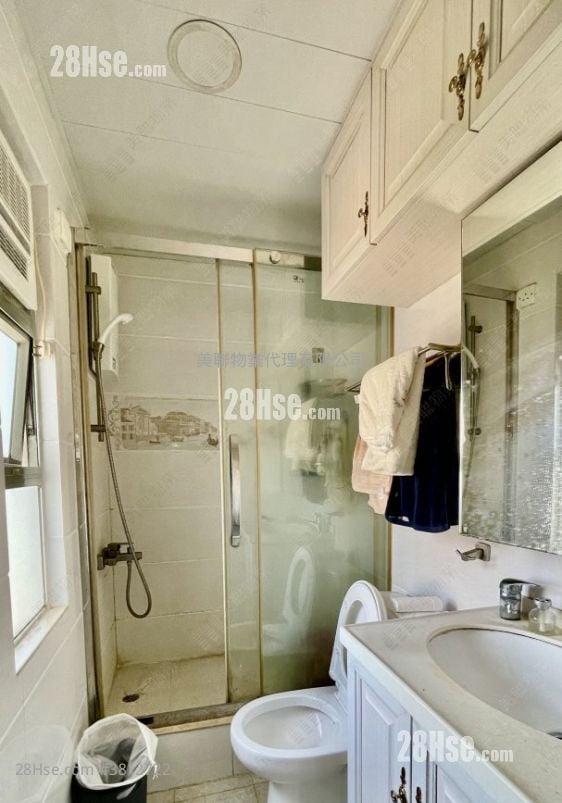 Grand Tower Sell 2 Bedrooms 293 ft²