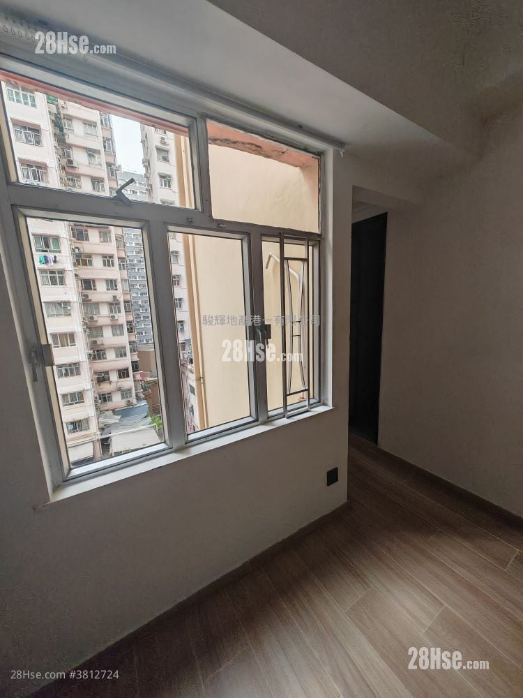 兆景大廈 租盤 1 房 , 1 浴室 180 平方呎