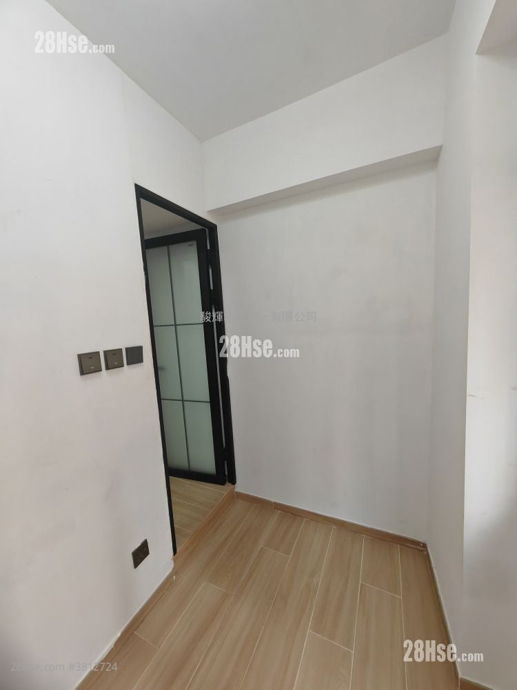 兆景大廈 租盤 1 房 , 1 浴室 180 平方呎