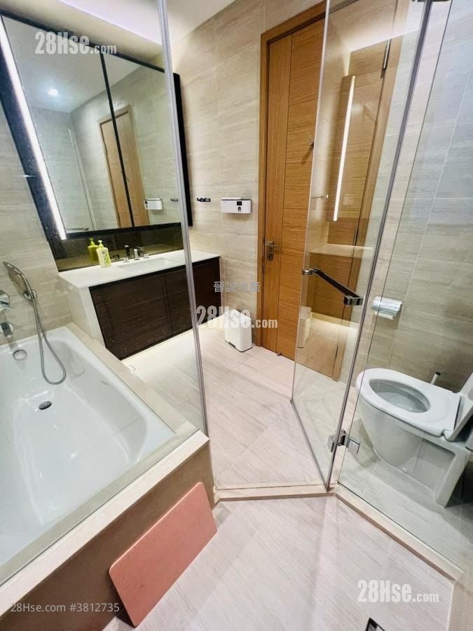 The Bloomsway Sell 4 Bedrooms , 4 Bathrooms 1,259 ft²