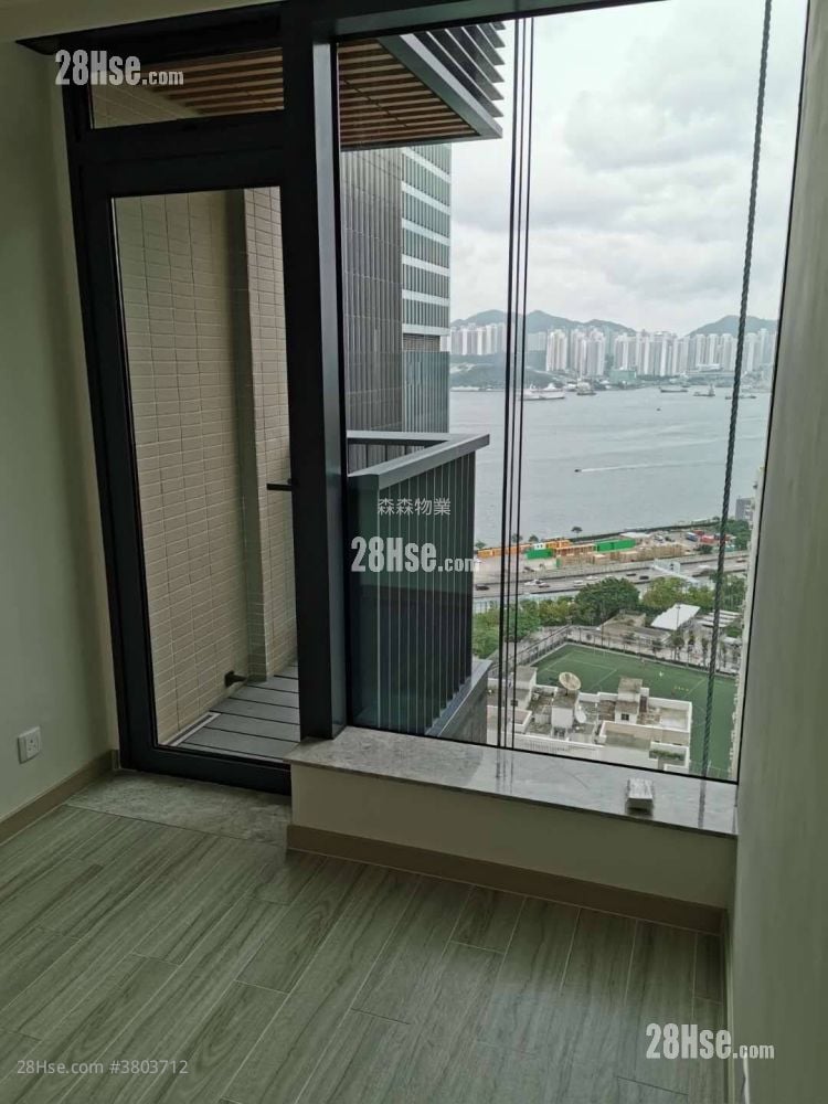 君豪峰 租盘 1 房 , 1 浴室 290 平方尺