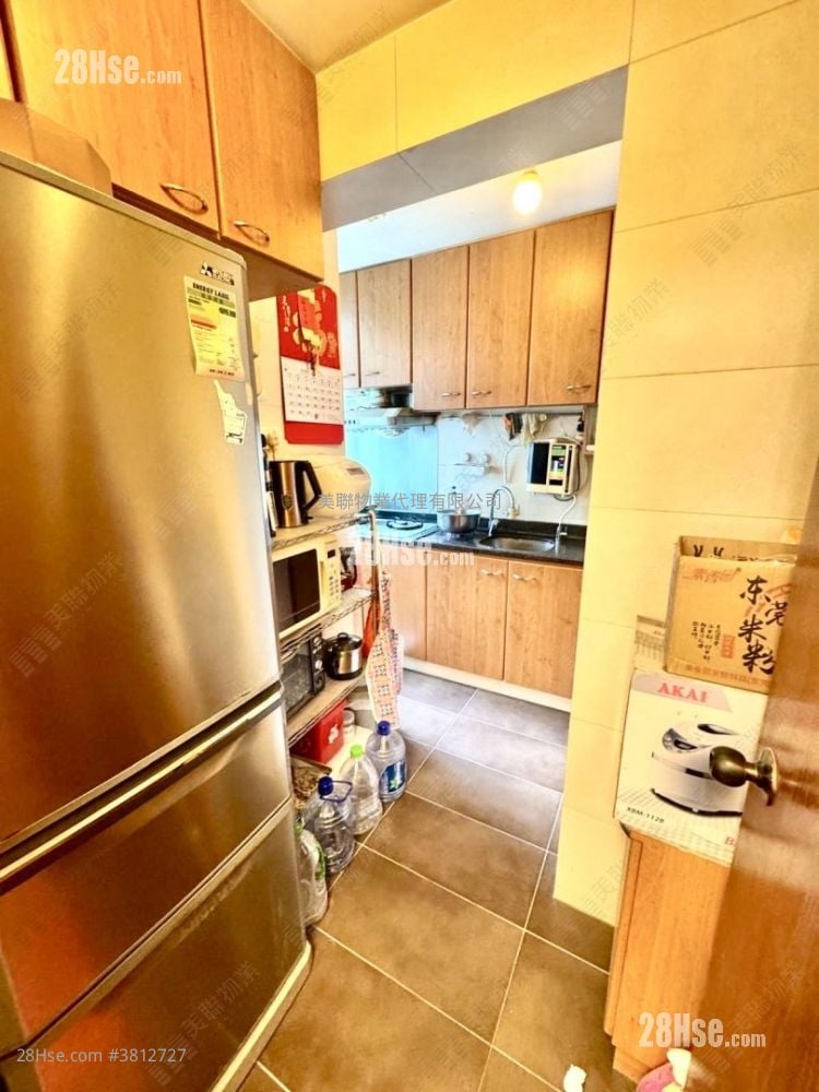 King Shing Court Sell 2 Bedrooms 546 ft²