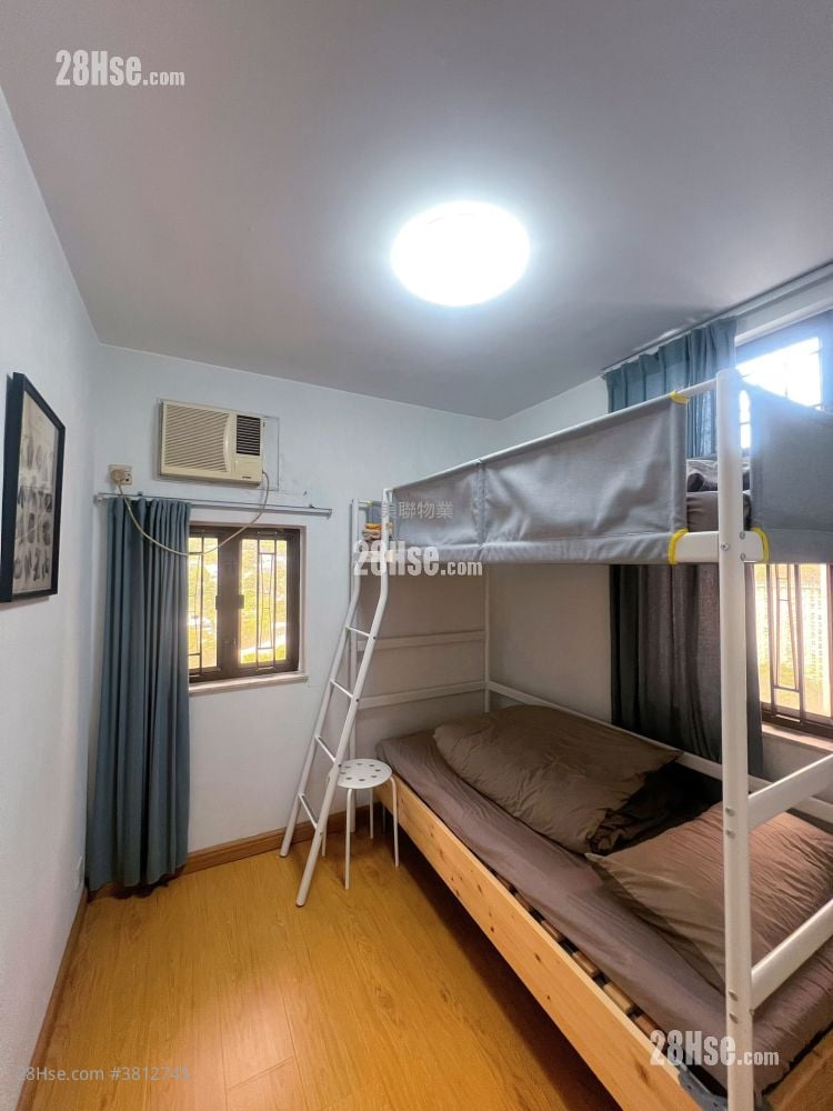 Luk Yeung Sun Chuen Rental 2 Bedrooms , 1 Bathroom 451 ft²