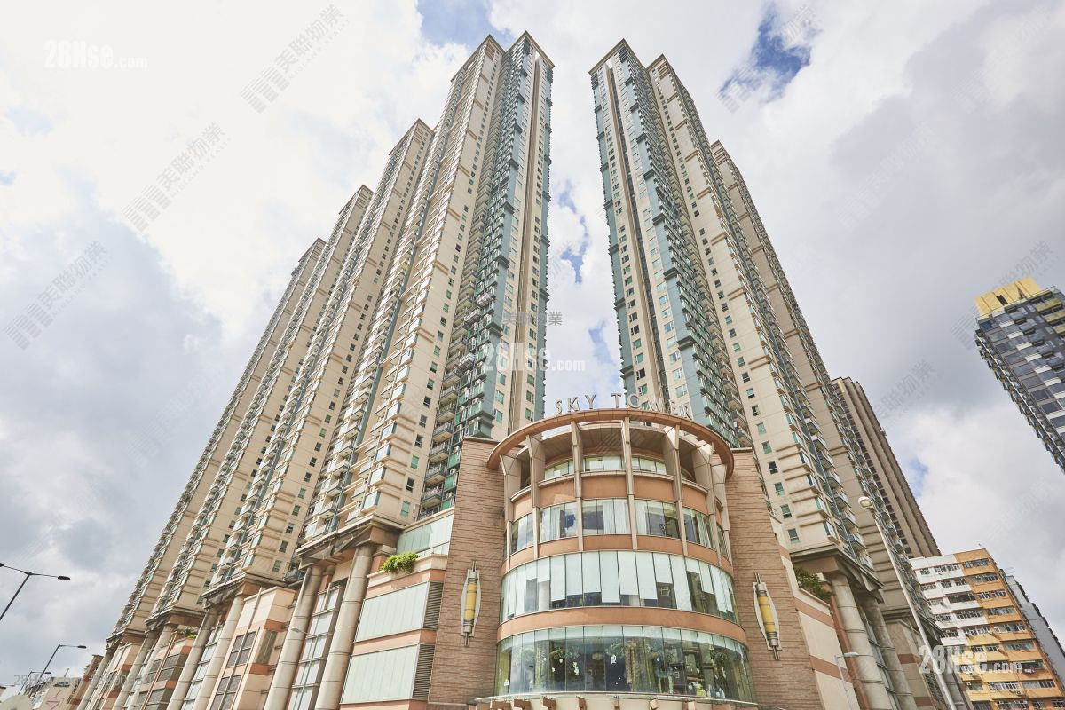 Sky Tower Sell 2 Bedrooms 452 ft²