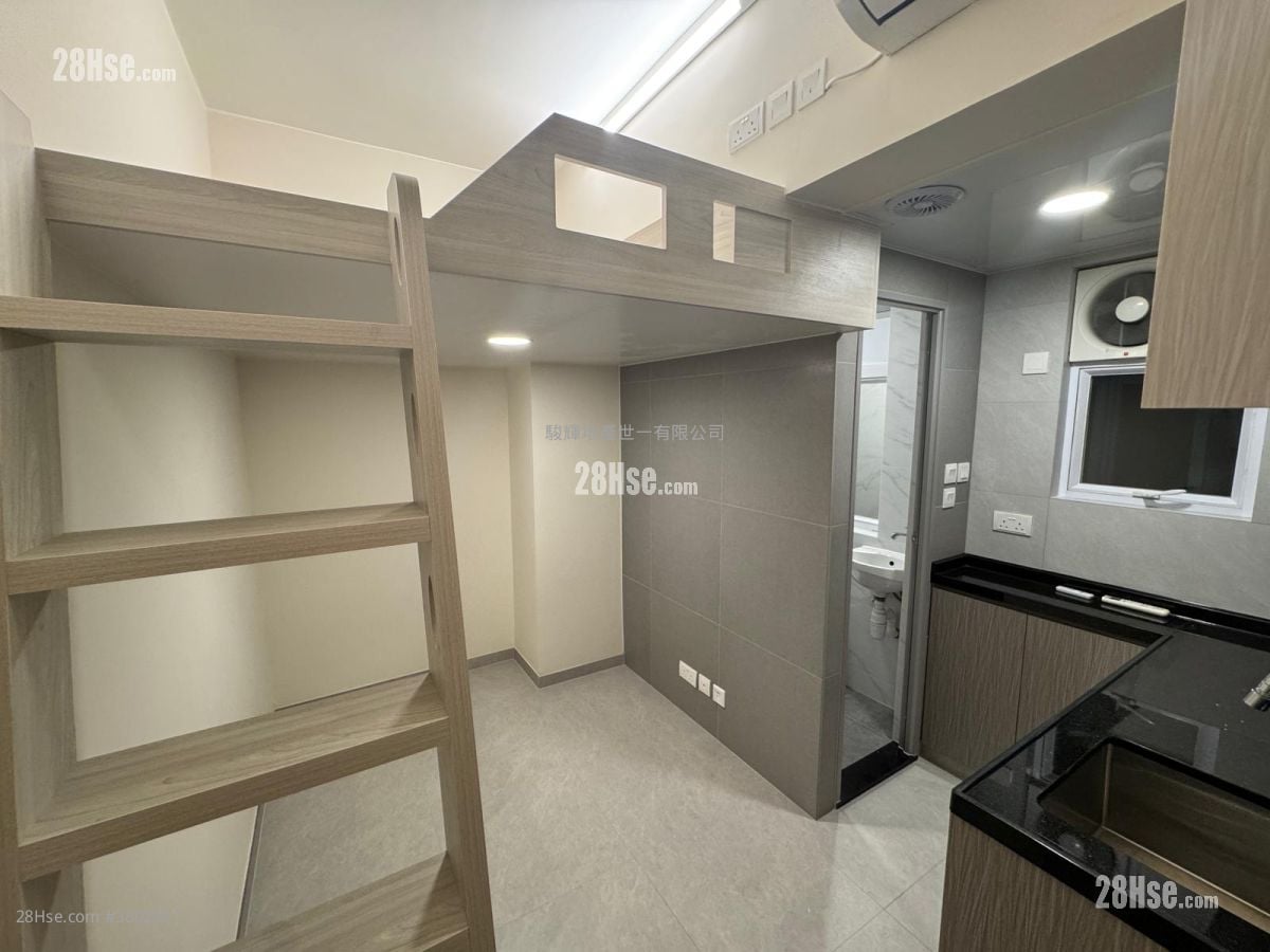 Bay View Mansion Rental Studio , 1 Bathroom 160 ft²