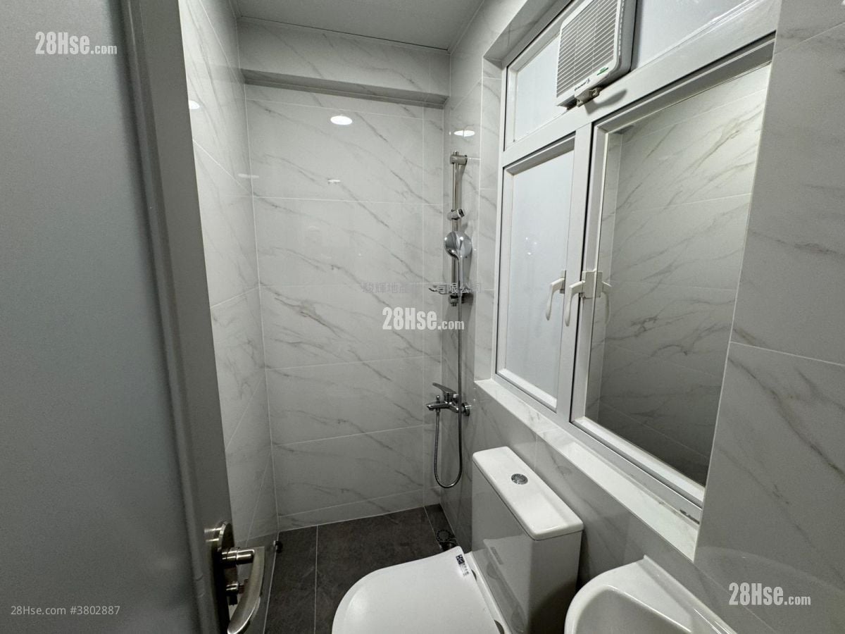 Bay View Mansion Rental Studio , 1 Bathroom 160 ft²