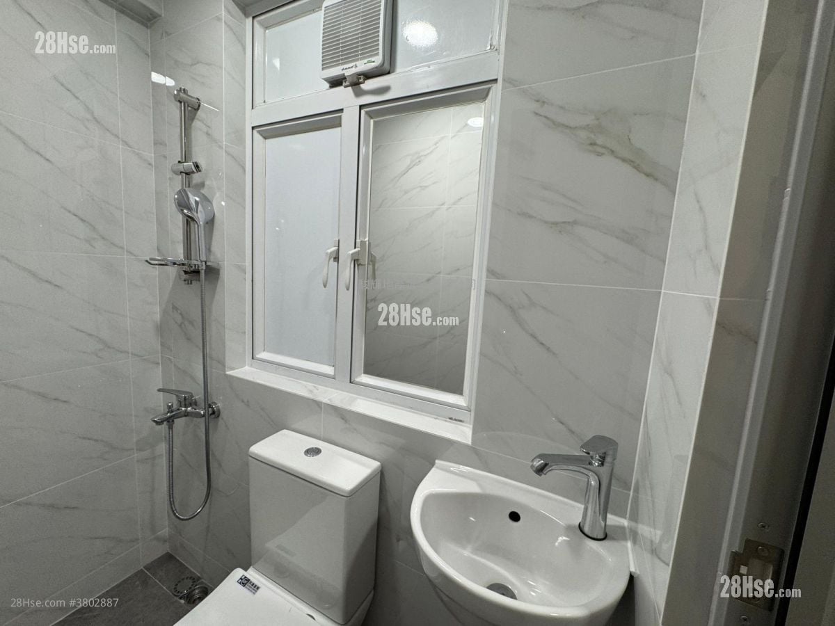 Bay View Mansion Rental Studio , 1 Bathroom 160 ft²