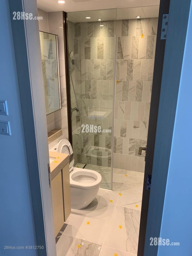 御半山 售盘 2 房 , 1 浴室 399 平方尺