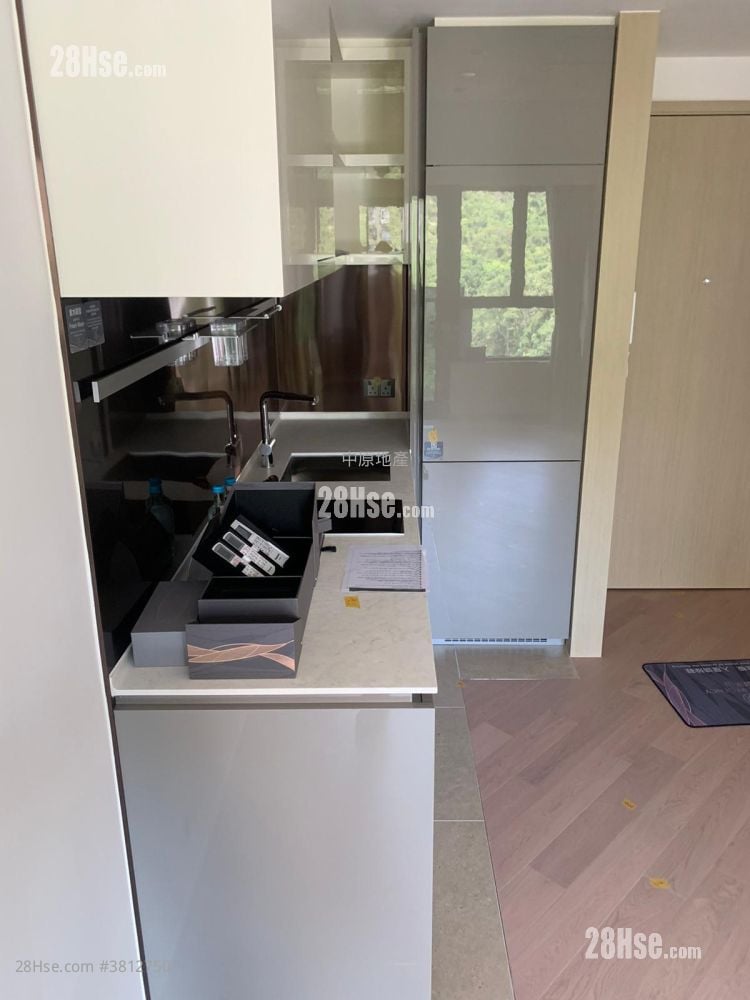 御半山 售盘 2 房 , 1 浴室 399 平方尺