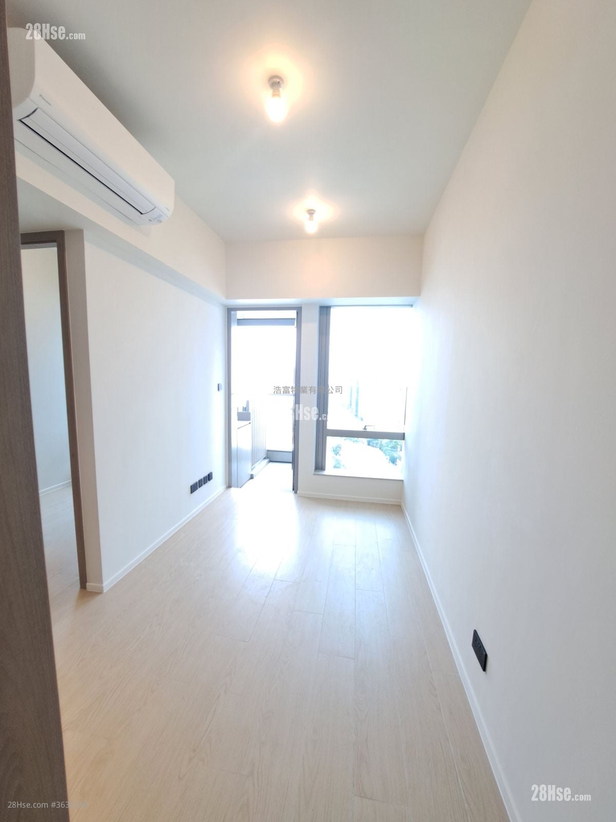 Finnie 租盘 2 房 , 1 浴室 361 平方尺