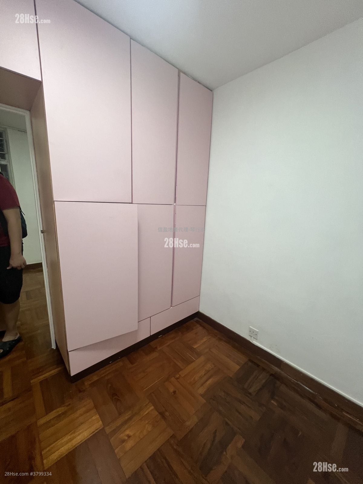 Yalford Building Rental 2 Bedrooms , 1 Bathroom 393 ft²