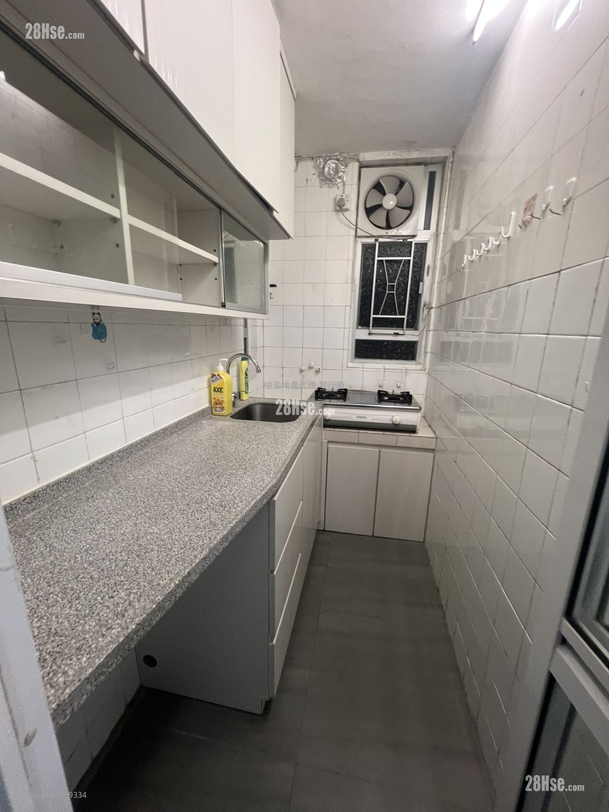 Yalford Building Rental 2 Bedrooms , 1 Bathroom 393 ft²