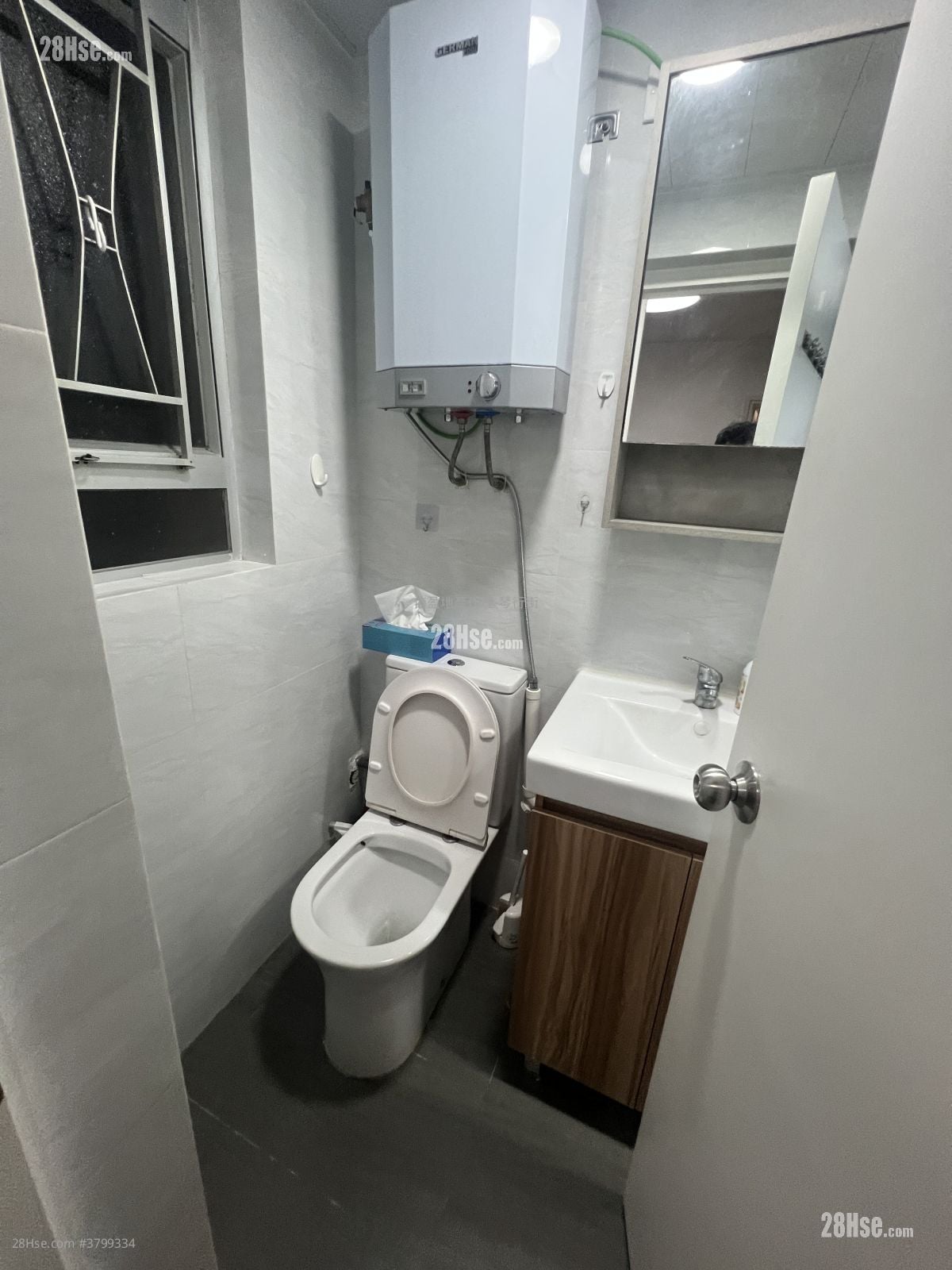 Yalford Building Rental 2 Bedrooms , 1 Bathroom 393 ft²