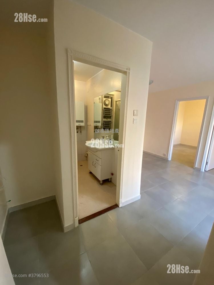 德福花园 售盘 2 房 , 1 浴室 494 平方尺