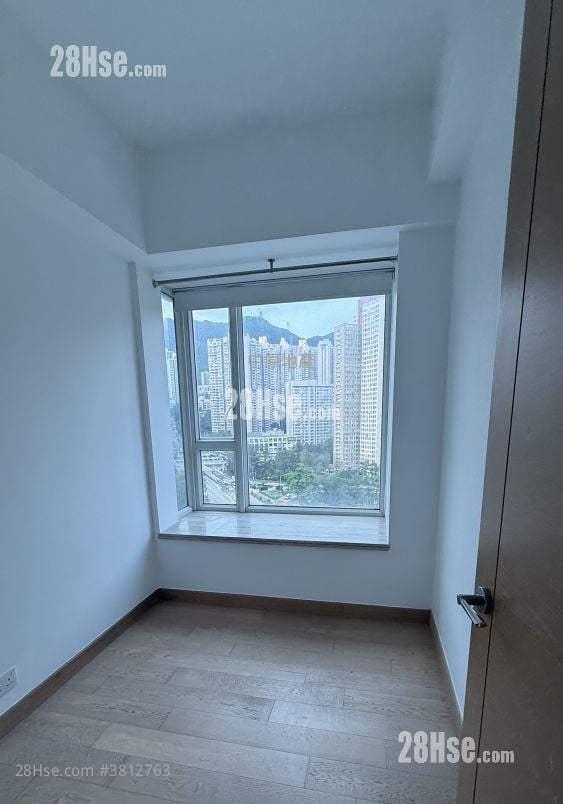 现崇山 售盘 3 房 828 平方尺