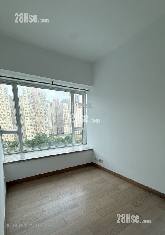 现崇山 售盘 3 房 828 平方尺