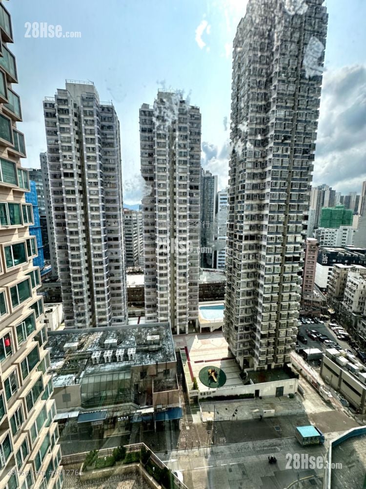 The Apex Sell 3 Bedrooms , 1 Bathroom 559 ft²