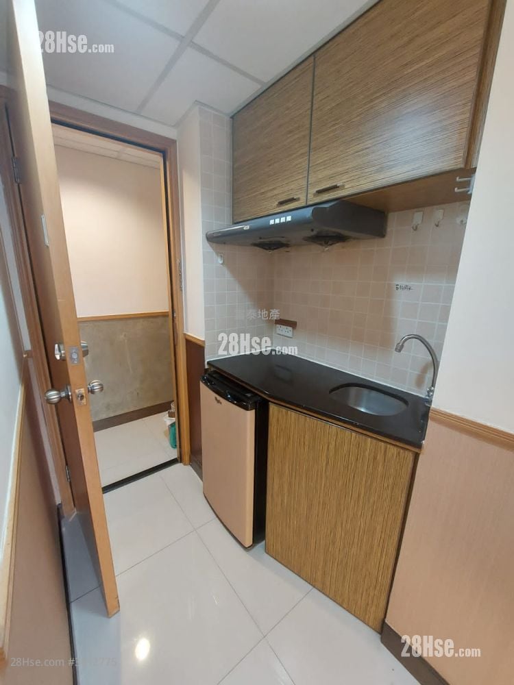 Universal Mansion Rental Studio , 1 Bathroom 200 ft²