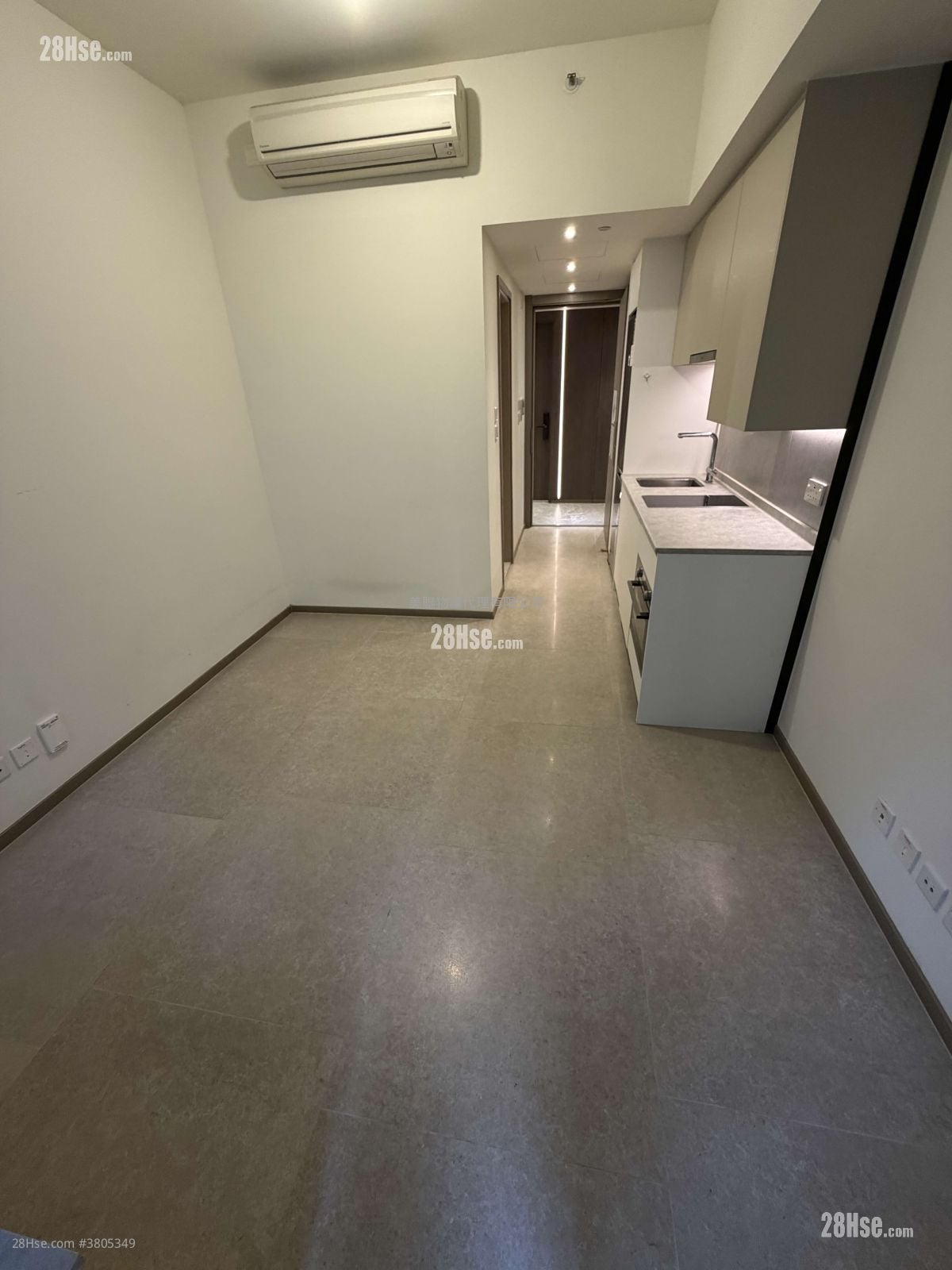 Novo Land Sell 1 Bathroom 235 ft²