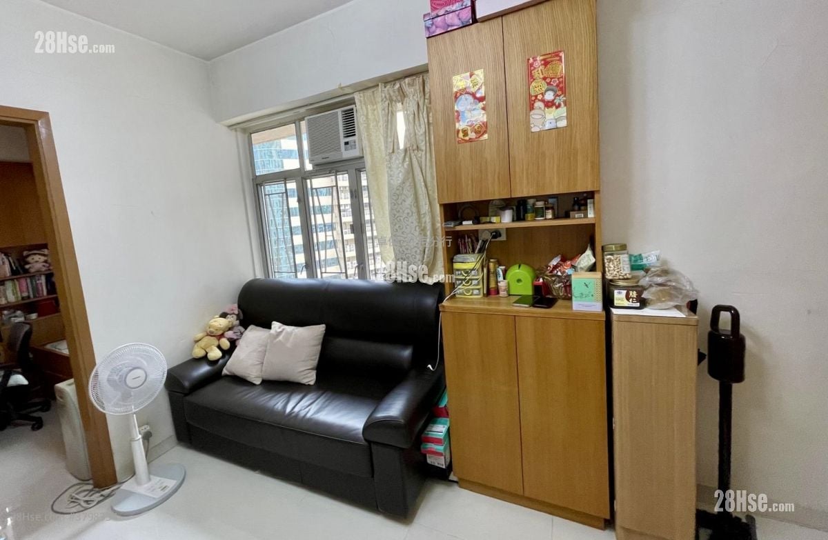 Kwai Chung Fa Yuen Sell 2 Bedrooms , 1 Bathroom