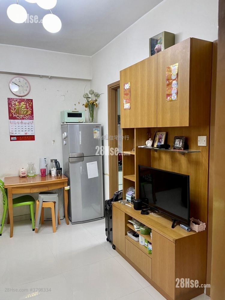 Kwai Chung Fa Yuen Sell 2 Bedrooms , 1 Bathroom
