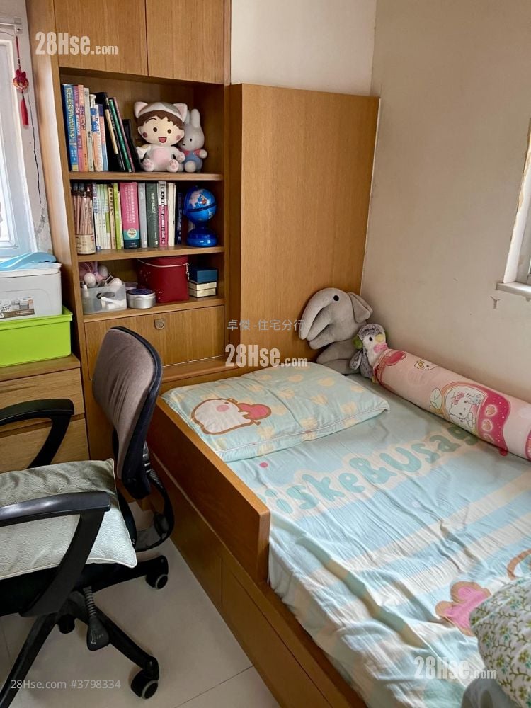 Kwai Chung Fa Yuen Sell 2 Bedrooms , 1 Bathroom