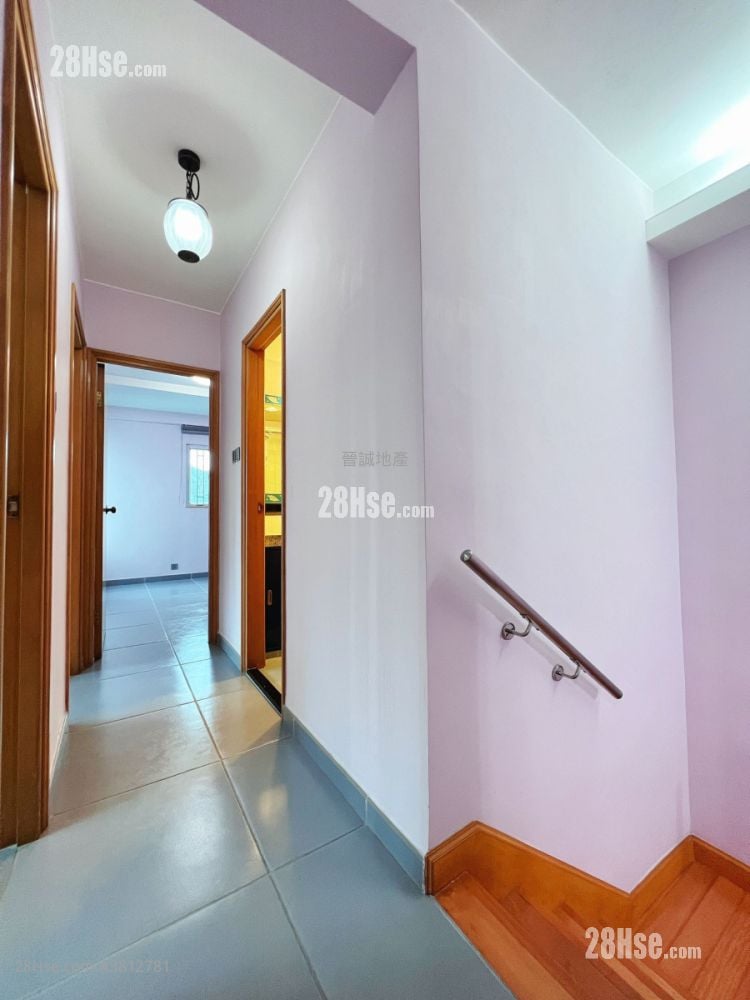 Rhine Terrace Sell 1,206 ft²