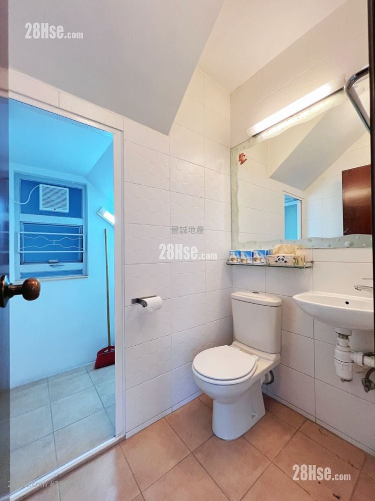 Rhine Terrace Sell 1,206 ft²