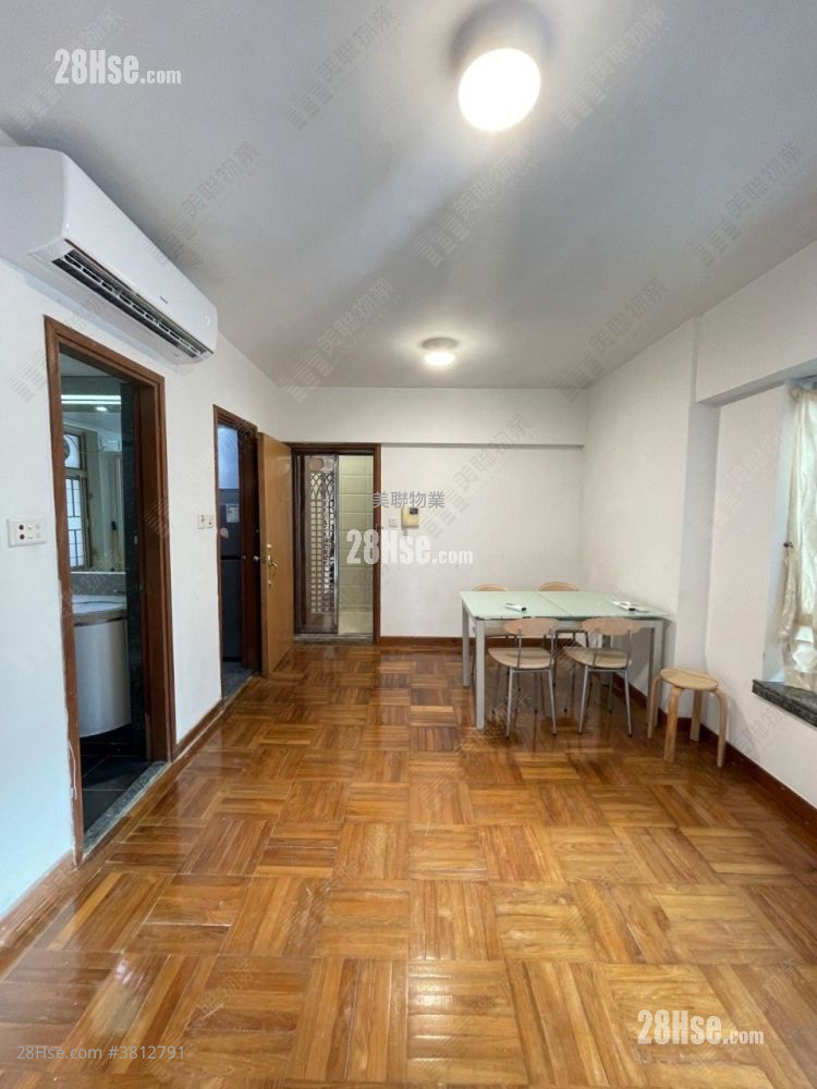 新宝城 售盘 2 房 , 1 浴室 378 平方尺