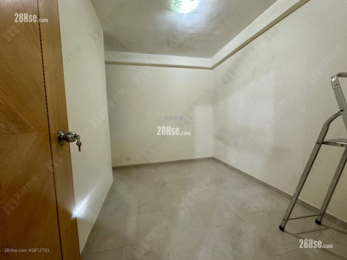 新葵芳花园 租盘 2 房 , 1 浴室 418 平方尺