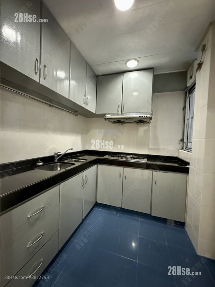 新葵芳花园 租盘 2 房 , 1 浴室 418 平方尺