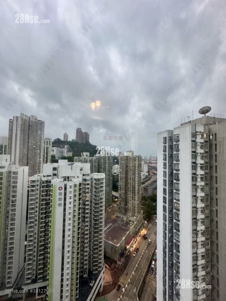 新葵芳花园 租盘 2 房 , 1 浴室 418 平方尺