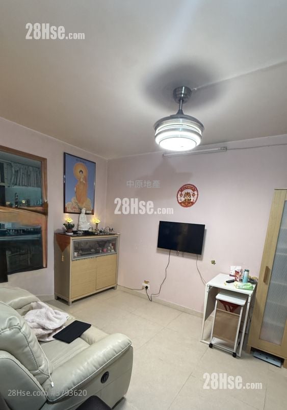 黄大仙下邨(一区) 售盘 2 房 376 平方尺